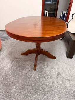 Drevený rozťahovací jedálenský stôl - 3