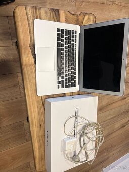 Predám MacBook air - 3