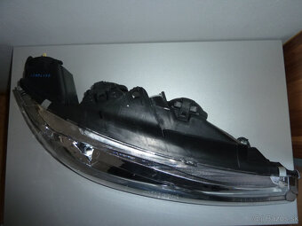 Hlavné svetlomety - 3