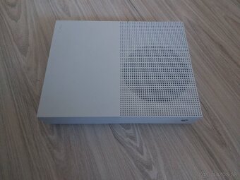 Predám xbox one - 3