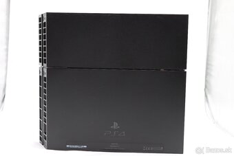 PS4 CUH-1003A 500GB + ovládač + káble - 3