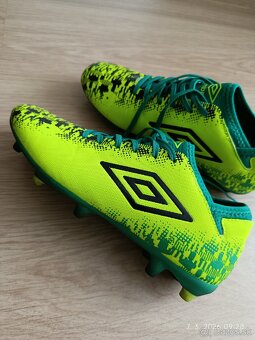 Predám halovky, kopačky - 3