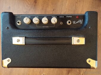 Fender Rumble 15 V3 Malé basgitarové kombo - 3