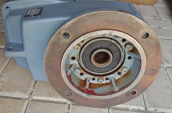 Motor s převodovkou Nord - 3
