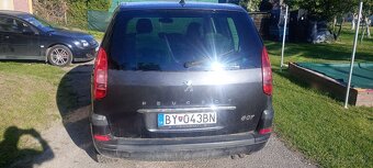 Peugeot 807 - 3