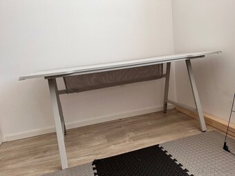Predám Hráčsky stôl Ikea UTESPELARE - 3