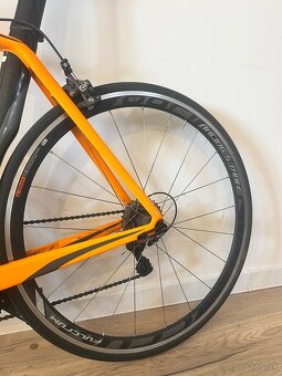 Predam cesty bicykel Specialized Venga - 3