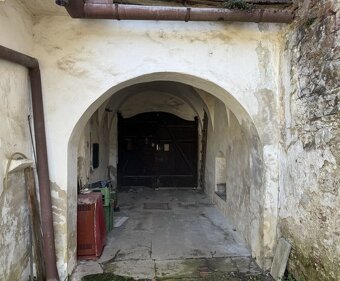 5 izbový dom v historickej časti centra Pezinka na predaj - 3