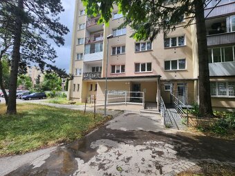 4 - izbový byt pri Univerzitnej nemocnici - Terasa - 3