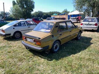 Skoda 105L 1984 - 3