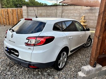 Predám: Renault Mégane Grandtour 1.5 dCi 110k Business výbav - 3
