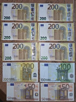 Predám 500 a 200 eurové bankovky - 3