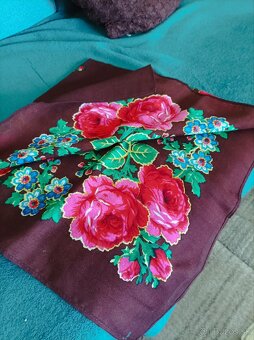 Predám kašmírové nové šatky, kus 10€ - 3