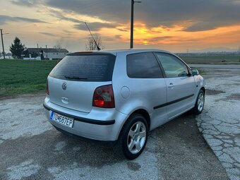 Volkswagen Polo, 1.2HTP 47kW 01/2002 - 3