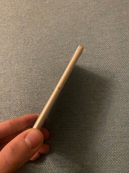 iPhone 8 64GB 81%, dobrý stav - 3