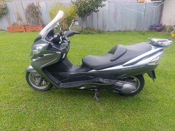 Suzuki Burgman 400 - 3