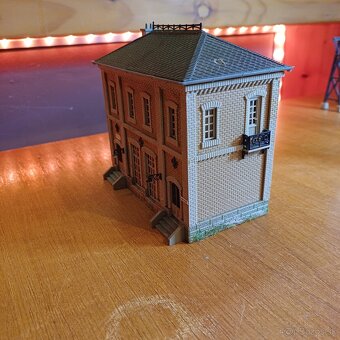 modelova zeleznica HO budova - 3