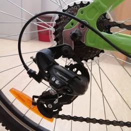 Bicykel + Výbava - 3
