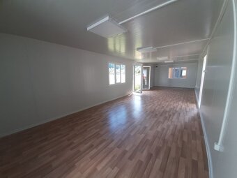 Obytný kontajner o rozměru 4 x 12 m - 3