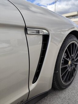 Porsche Panamera GTS - 3