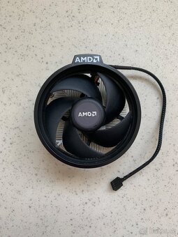 AMD Ryzen 3 4100 + Wraith Stealth - 3