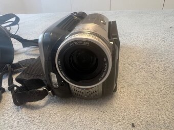 Predám videokameru JVC Everio GZ—MG77EK s 30 GB HDD - 3