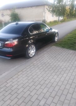 Predám BMW E60 525d - 3