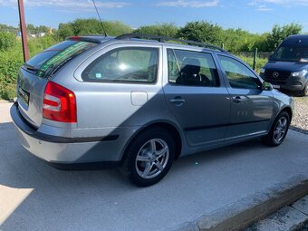 Škoda Octavia II 1.6 MPI benzín - 3