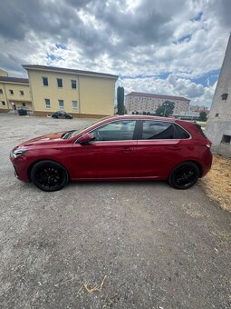 Hyundai i30 1.5 DPi - 3