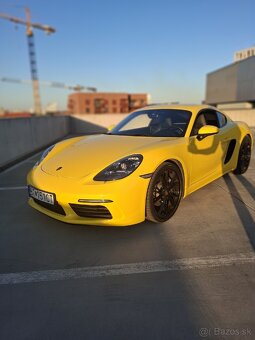 Porsche Cayman 718 PDK / R20 / BOSE / 2021 - 3
