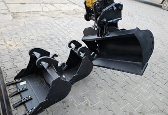 Hydraulický MINIBAGR - 2015 Caterpillar 301.7 D - 3