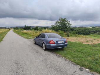 Mercedes E320i 4matic - 3
