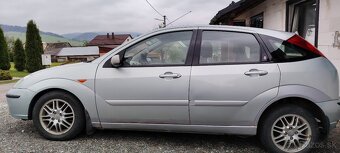 FORD FOCUS - 3