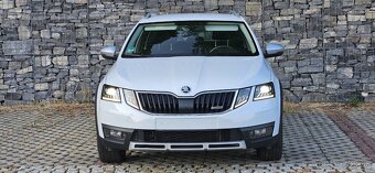ŠKODA OCTAVIA SCOUT 2.0TDI 4x4 DSG STYLE LED NAVI TAŽNÉ - 3