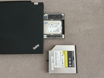 Lenovo ThinkPad T520 - 3