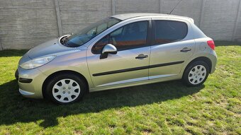 PEUGEOT 207 1.4 54kW benzín - 3
