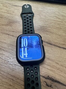 Apple Watch Series 9 GPS + Cellular 45mm Midnight Aluminium - 3