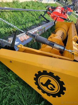 Kosa na dvojfázový zber plodín so zberačom - 3