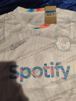 Dres Fc Barcelona Biely Farebný Unikátny Zberateľský Nový - 3