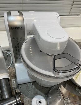 Bosch mum 4880/05 kuchynský robot 600w - 3