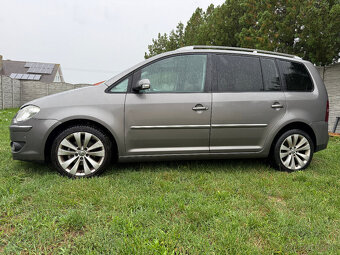 Rozpredam VW Touran 2009 HighLine - 3