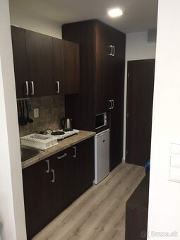 APARTMAN PODHAJSKA - 3