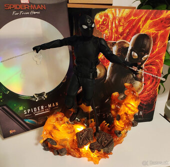 Spider Man Hot Toys MMS541 (Stealth Suit) Deluxe - 3