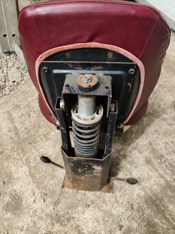 Sedadlo zetor - 3