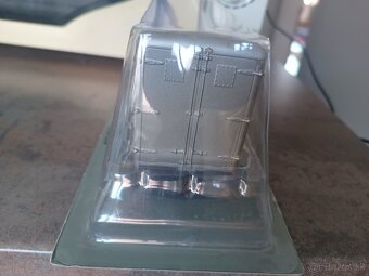 1:43 Mercedes Benz - 3