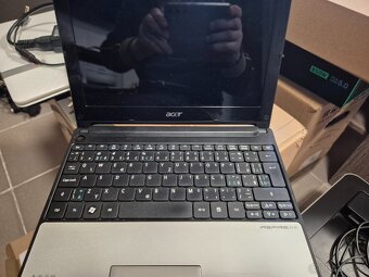 ACER Aspire One - 3