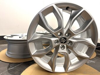original skoda kamiq r18 658601025g 5x100 - 3