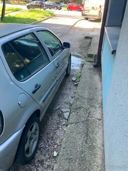 Volkswagen Polo 1.9 D rv 2000 - 3