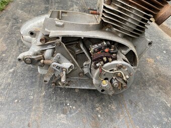 Jawa 250 / 353 Pulbuben - motor - 3