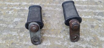 Predné stupačky - JAWA ČZ 175 / 356 - 3